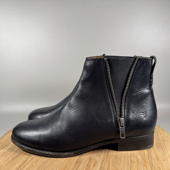 Frye Carly Zip Chelsea Black Leather‎ Ankle Pull On Boots Size 7.5 - Picture 3 of 8